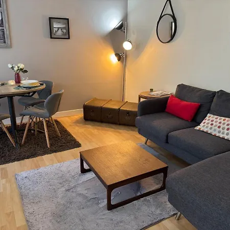 T2 - Terrasse Privee -parking Gratuit *